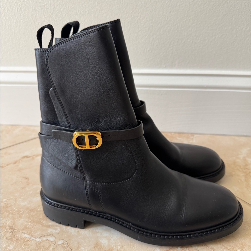 DIOR EMPREINTE ANKLE BOOT size 37